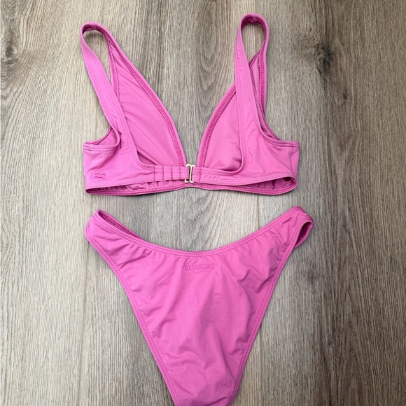Billabong Sol Searcher Pink Bikini Set - Picture 3 of 6